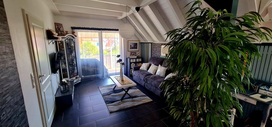 Modernes Einfamilienhaus – Wohnzimmer  OG