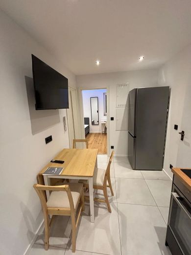 Bright shared-flat room looking for a new resident/ Kreuzhofstraße 6, Munich/ WE41 / room 3 – Gemeinschaftsraum