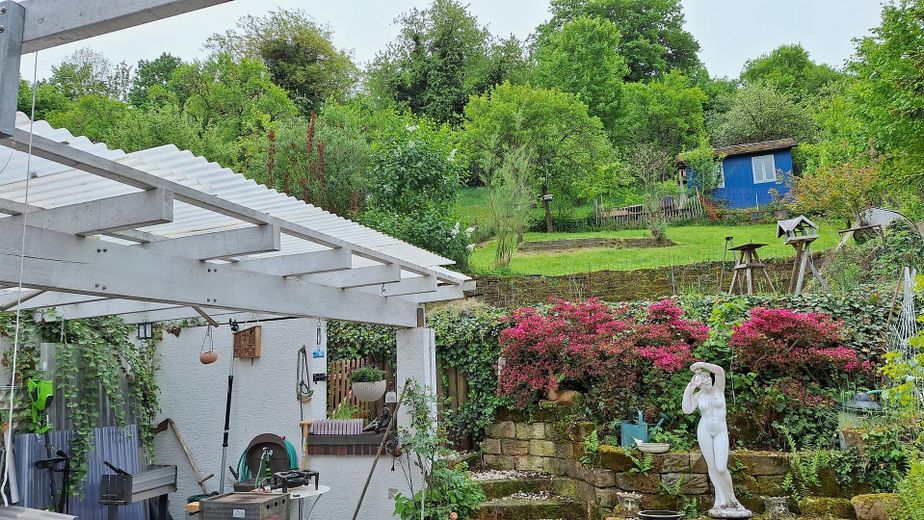 Terrasse, Grillplatz und Garte