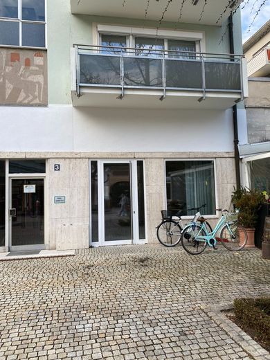 Attraktive Büro/Praxis/Gewerbefläche in der Fußgängerzone – Ansicht