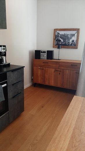 Moderno, pregiato e tranquillo appartamento di 2 locali COMPLETAMENTE ATTREZZATO con ampio balcone esposto a sud a Murnau-Moosrain – Küche
