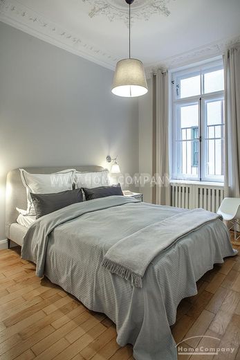 Sehr schöne helle, modern eingerichtete 3-Zimmer-Altbauwohnung nähe Glockenbach – b9a65a25cab5725be65a2734d7c1b9adae8fe7d0.jpg