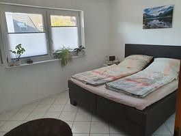 OG, links Schlafzimmer 