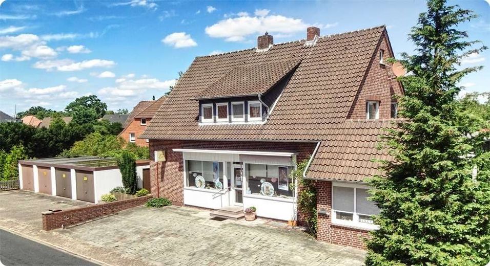 Uetze - Eltze - 2-Familienhaus mit Friseursalon - selber Wohnen plus Mieteinnahmen – jetzt besichtigen!