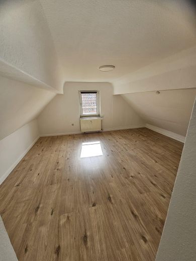 ¡Atractivo edificio residencial y comercial con una rentabilidad del 6%! ¡Sin comisión! – Foto 3