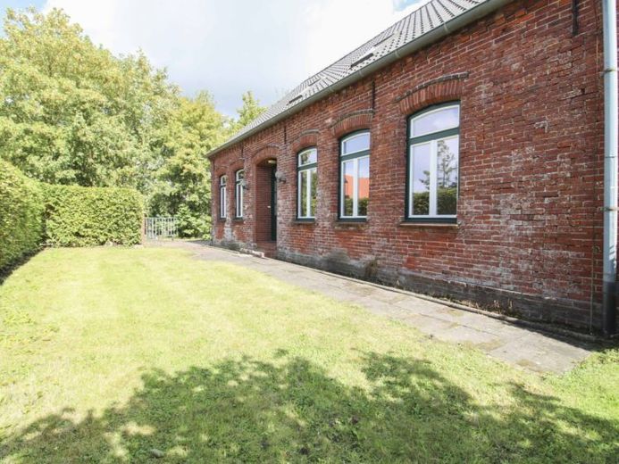 Denkmaljuwel mit großem Grundstück – Projekt für Handwerker – Foto 1