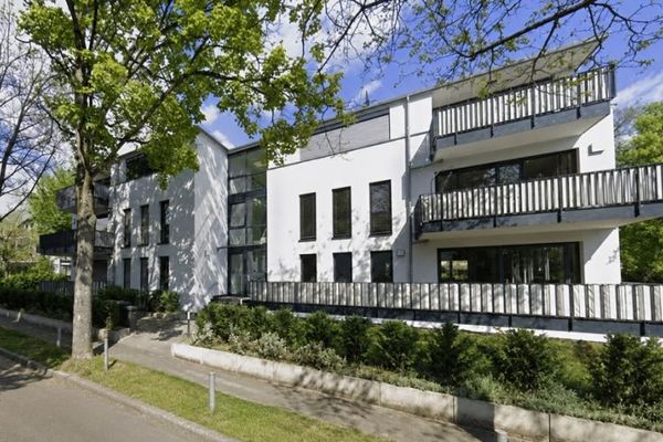 Wiesbaden: investimento redditizio in una posizione privilegiata tra le ville! Condominio di alta qualità con potenziale di sviluppo