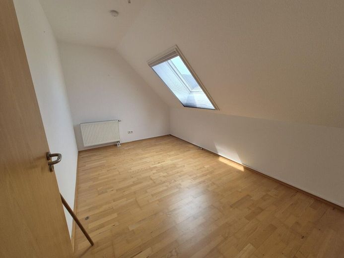 Von Privat: Reiheneckhaus in ruhiger Lage Schwarzenbruck / OT Lindelburg – Gast Foto NR 1