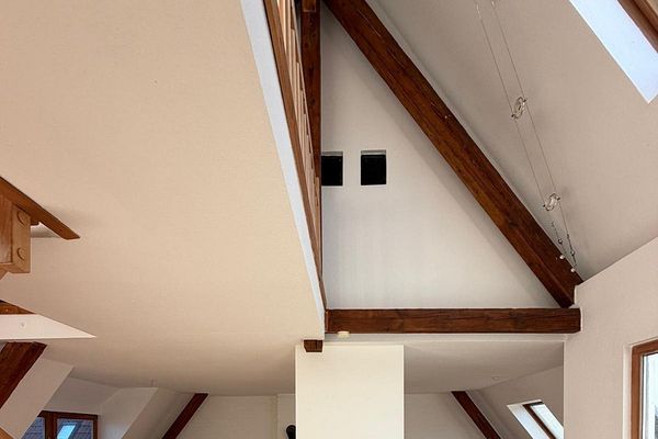 LEERSTEHENDE 2,5-Zimmer-MAISONETTE-Wohnung in stilvollem Altbau | DACHTERRASSE | Doppelgarage