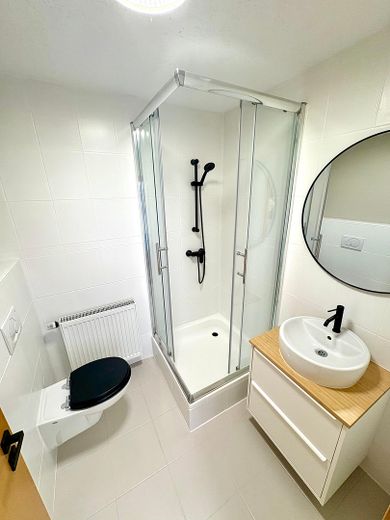 Zweites Bad mit Dusche