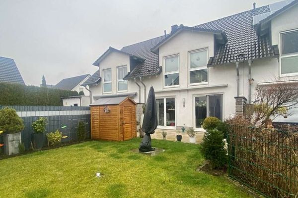 ***Gepflegtes Reihenmittelhaus mit Garten***