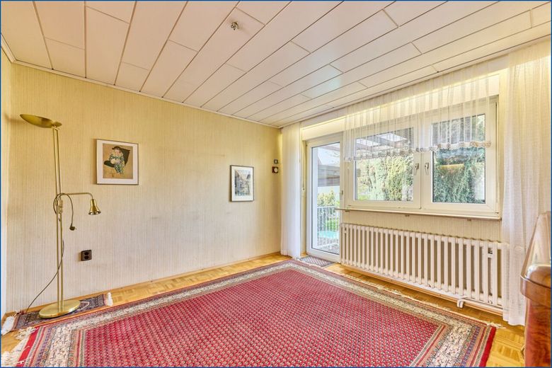 ** Ihr Eigenheim zum Gestalten ** älteres Einfamilienhaus mit zusätzlichem Bauplatz – Wohnen