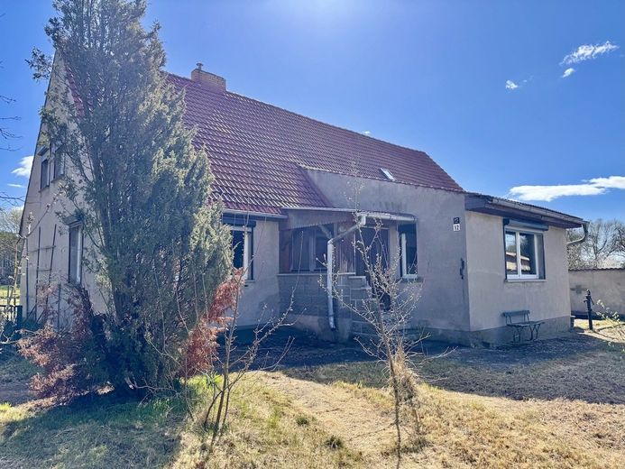 HORN IMMOBILIEN ++ RESERVIERT++ Einfamilienhaus mit großem Grundstück dicht bei Pasewalk – Hauseinsicht