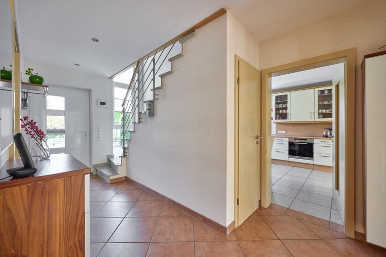Freistehendes Einfamilienhaus - Ihr neues Zuhause – Foto 11