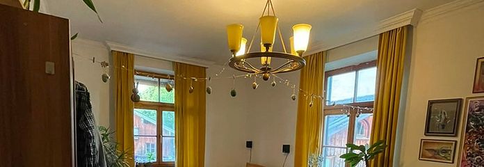 Charmante 3-Zimmer-Wohnung mit Bergblick, Balkon und Stellplatz