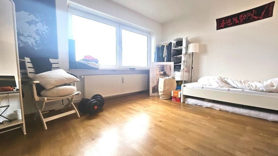 *** Attraktive Balkonwohnung mit Fernblick in Hadern ***  ideal für Eigennutzer &amp; Anleger – Wohnzimmer / Schlafzimmer