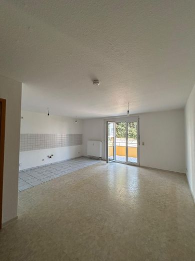 Attraktive 2-Zimmer-Wohnung mit großzügigem Wohnkonzept – Wohnzimmer & Küche III