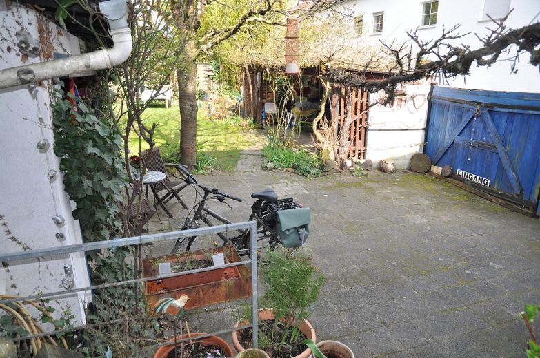 Blick von Küche in den Garten