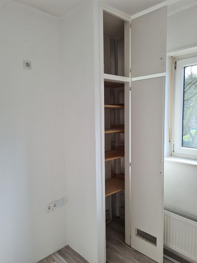 Ruhiges Wohnen, stadtnah in Ge-Buer mit Balkon, Terrasse & Garten – Beisp. Küche Nachbarwohnung