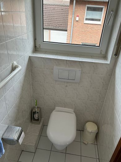 Zentral aber ruhig, Wohnung mit 3 Zimmern und großem Balkon – Foto 6