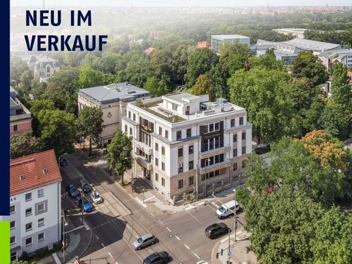 Gepflegtes Wohn- und Geschäftshaus mit Balkonen und Personenaufzug in ruhiger Wohnlage – Foto 1