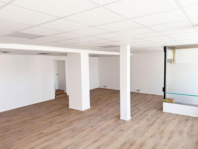 Verkaufsfläche/Büro