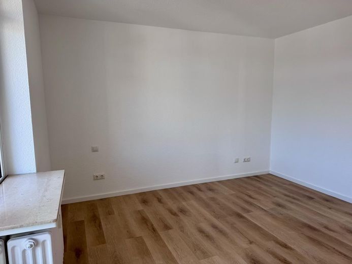 Moderne Stadtwohnung mit zwei Balkonen in zentraler Lage in Olpe – Schlafzimmer 