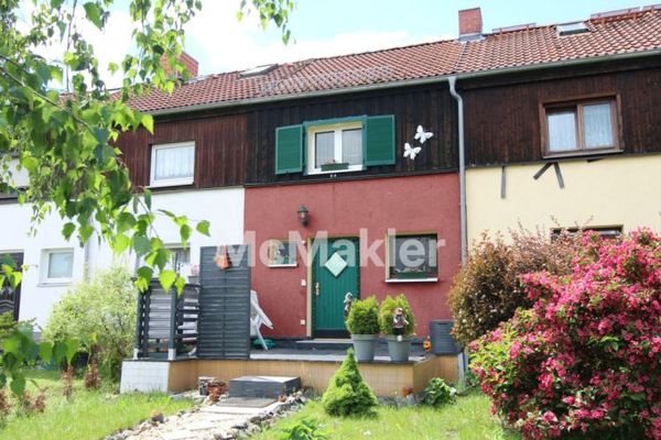 Tolles Reihenmittelhaus mit Terrasse und Carport in zentraler Lage