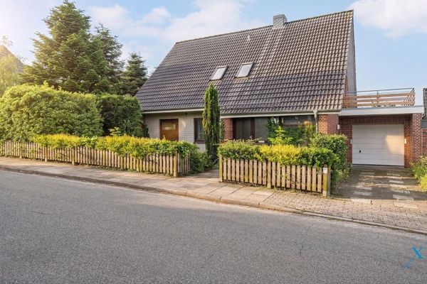 Ruime gezinswoning met weids uitzicht en groot dakterras in Bredstedt