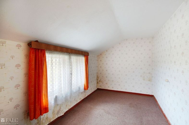 Kinderzimmer mit niedriger Deckenhöhe