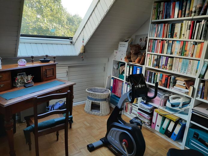 Arbeit/ Bibliothek / Sport