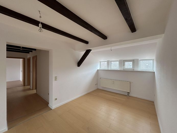 4-Raum DG-Appartment, offene EB-Küche & Panoramaterrasse – Arbeits-/Lesebereich im WohnZi