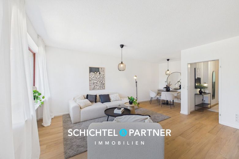 Iprump/Stickgras | Jetzt Einziehen: Wohlfühlen im renovierten Reihenhaus – S&amp;P | Wohnzimmer