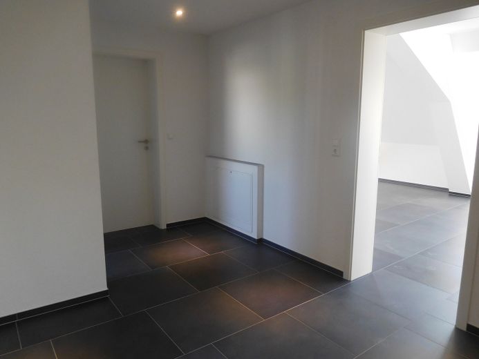 2 Zimmer Wohnung in einzigartigem Objekt – Flur