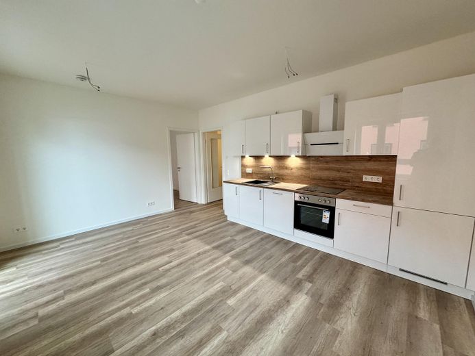 Havel manzaralı, engelsiz yeni yapım 2 odalı daire – 7 Küche Ansicht von Fenster