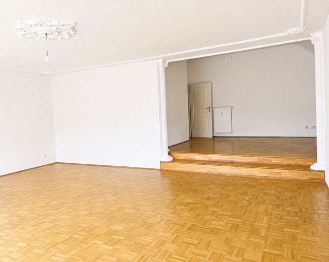55 m² Loft-Suite in 3er-WG | Altbauvilla Hanau – Loft-Feeling auf 55 m2