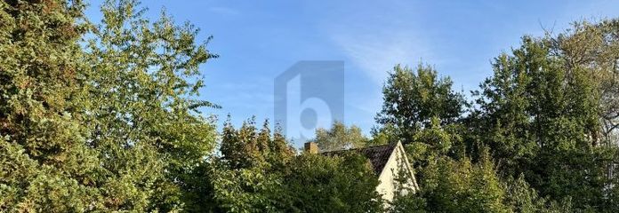 1049 M² PERCEEL, DICHTBIJ BERLIJN
