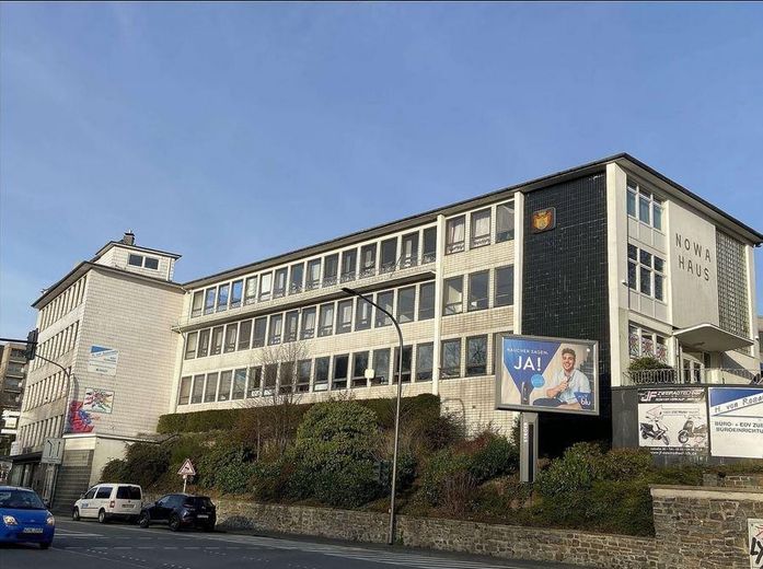 330 m² vielseitige Gewerbefläche – ehem. Kita – 3 Min zum Bahnhof -16–18 Min. nach Düsseldorf – Foto 1