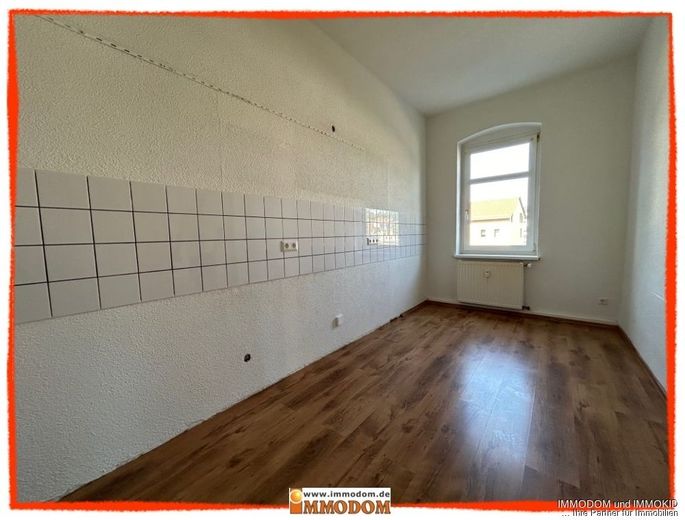 2-Zimmer-Wohnung mit schönem Bad in Wilkau-Hasslau, helle Räume, preiswert zu vermieten! – Küche