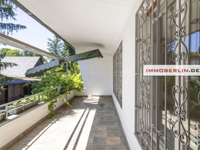 IMMOBERLIN.DE - Toplage! Individuelles Ein-/Zweifamilienhaus mit attraktivem Ausbaupotential – फोटो 1