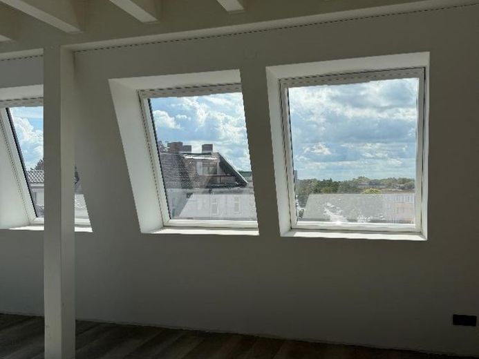 WENr.6 Erstbezug über den Dächern von Neukölln: Lichtdurchflutete 3 Zimmertraumwohnung am Britzer Damm – Foto 1