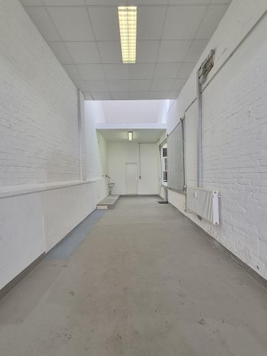 Mehrfamilienhaus, Dreifamilienhaus mit Loft Charakter u. Dachterrasse in Krefeld – Nutzfläche im Eingangsbereich