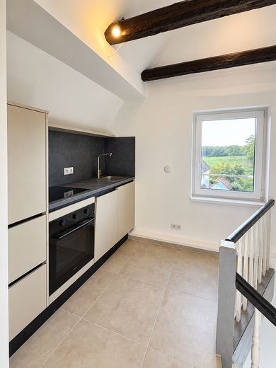 3-Room Attic Apartment | First Occupancy After Renovation – Küche