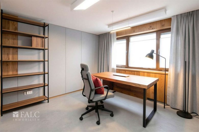 Reihenhaus mit PLUS für Platz – Arbeitszimmer - (KI generiert)