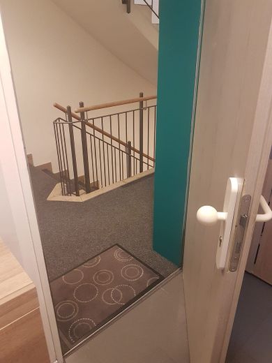Stadtnahe 2 Zimmerwohnung in ruhiger Lage – Eingangsbereich
