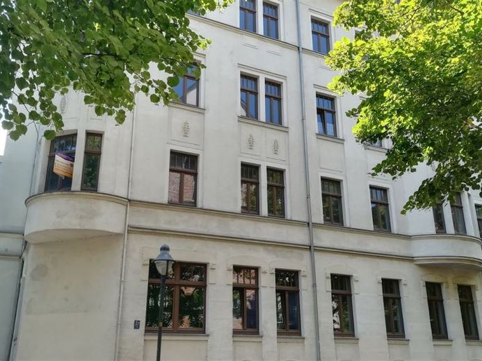 ***gemütlich wohnen! - zwei Zimmer mit Einbauküche i- Lift*** – Foto 1