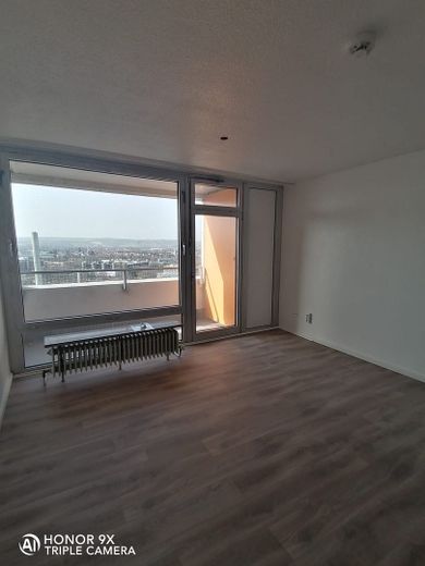 Keine Provision; 13,50 % Rendite,   Innenstadt, 1 min zur Uni, Balkon, neu renoviert – Wohnung