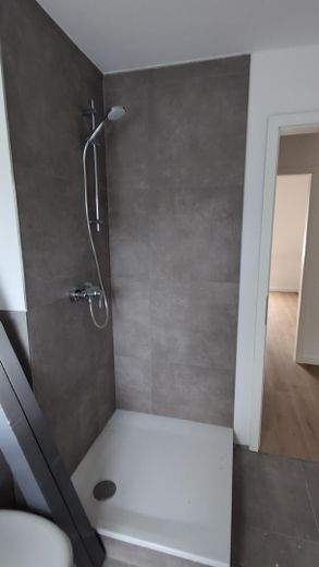 Luminoso appartamento di 2 locali (mansarda, ca. 70m², prima occupazione!) – Foto 9