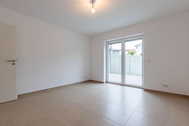Charmante 3-Zimmer-Neubauwohnung (EG) mit großer Terrasse in Höchst-Hummetroth – M739-2514-6