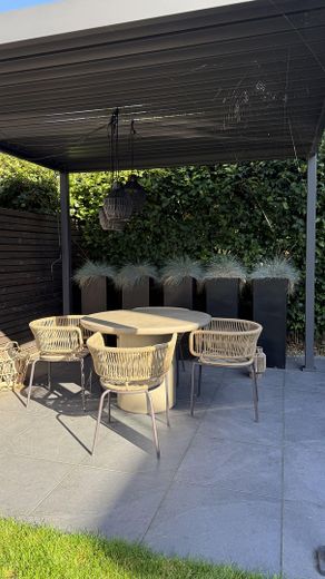 Modernes Endhaus am Brabandkanal - großer Privatgarten, Wärmepumpe und Spa – Garten
